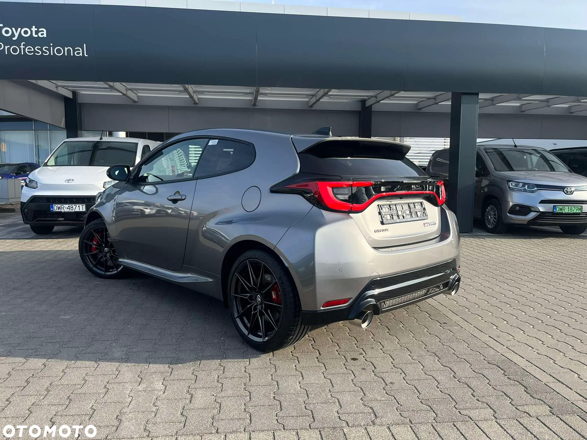 Toyota Yaris GR 1.6 Dynamic - 3