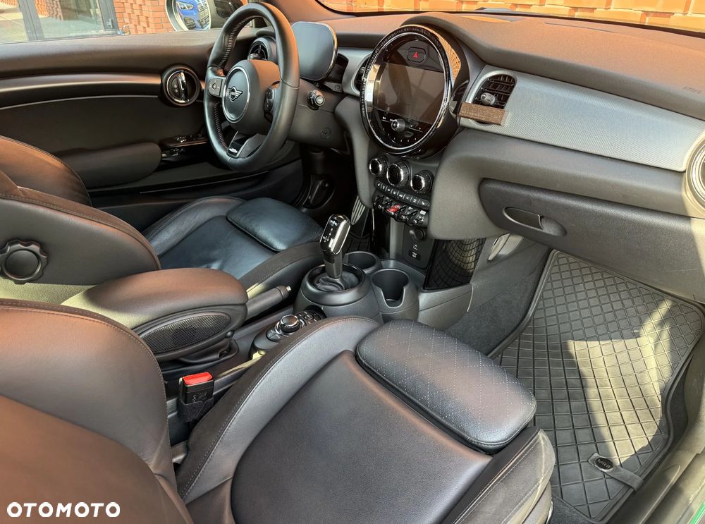 MINI John Cooper Works - 12