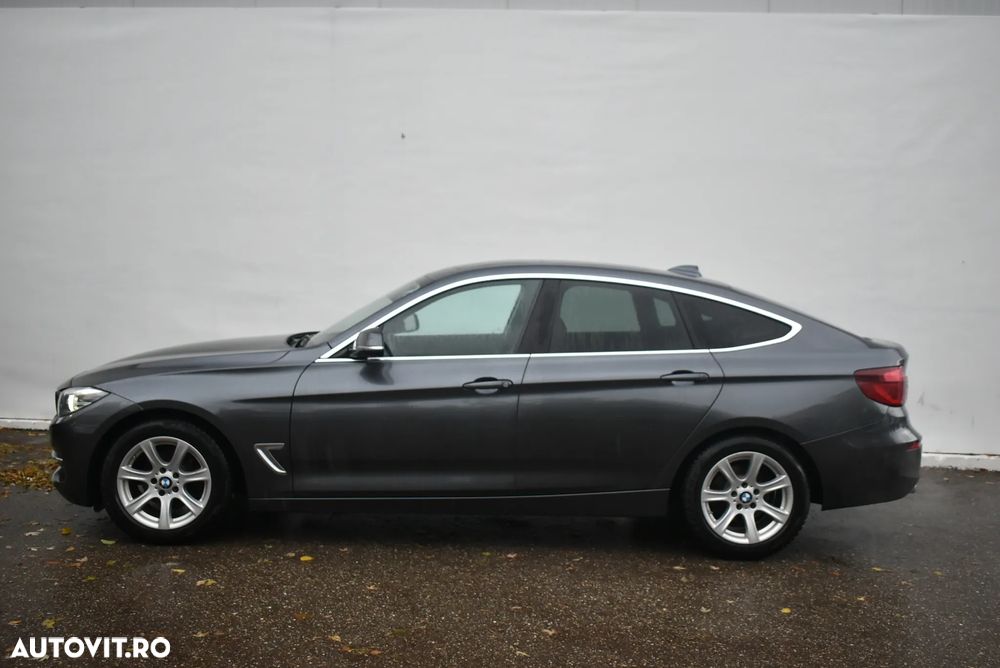 BMW Seria 3 320d xDrive AT - 7