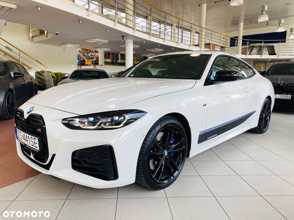 BMW 4