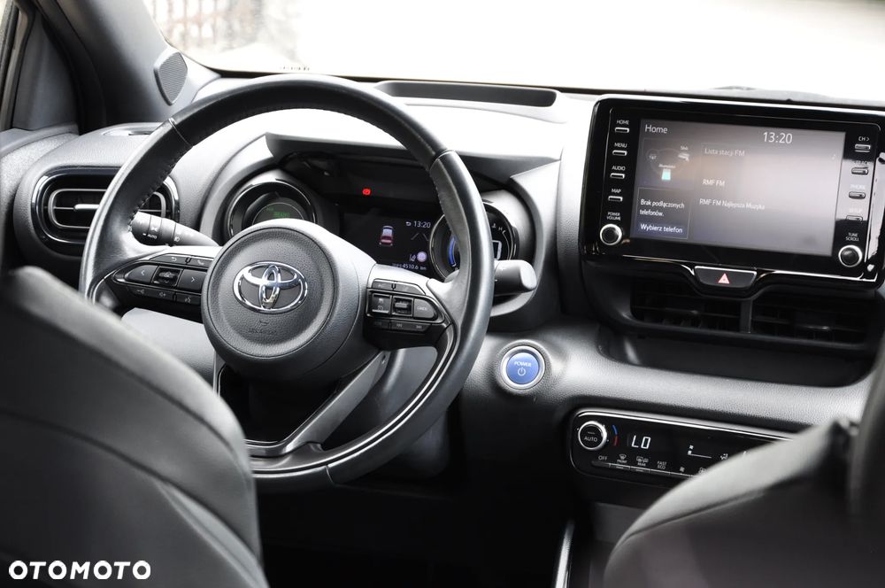 Toyota Yaris 1.5 VVT-i Selection - 13