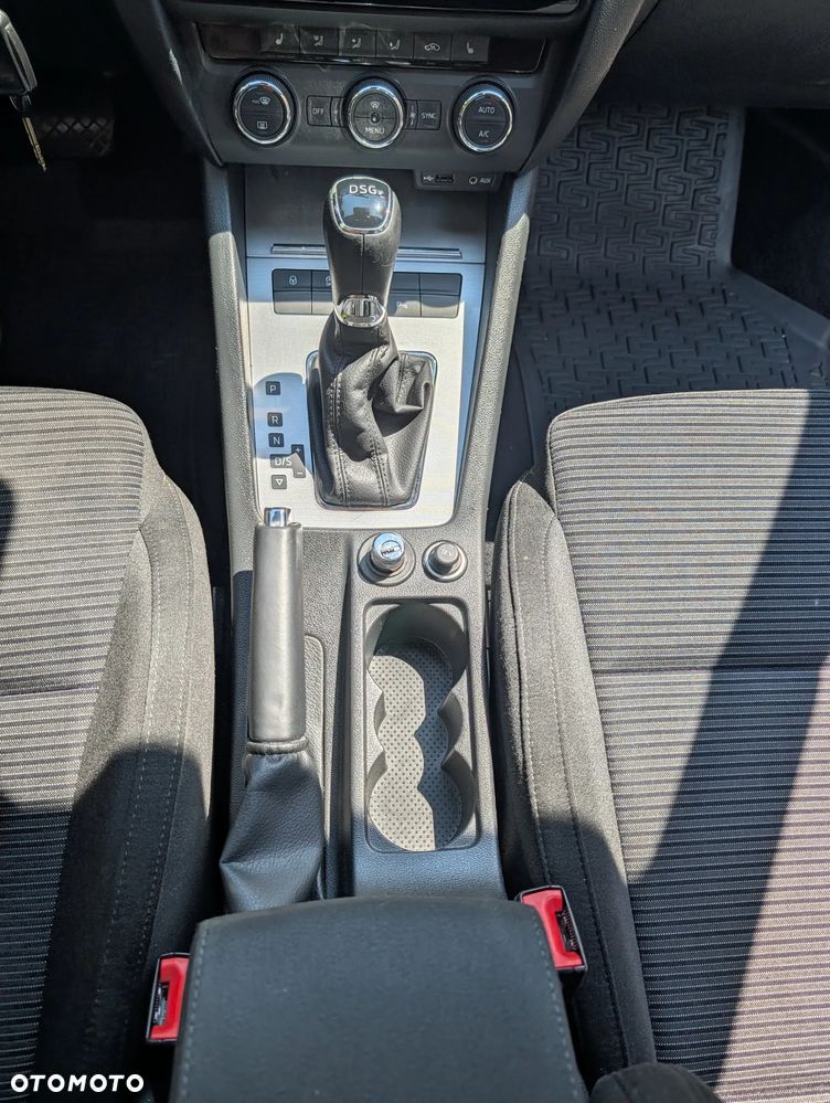 Skoda Octavia 2.0 TDI Style DSG - 38
