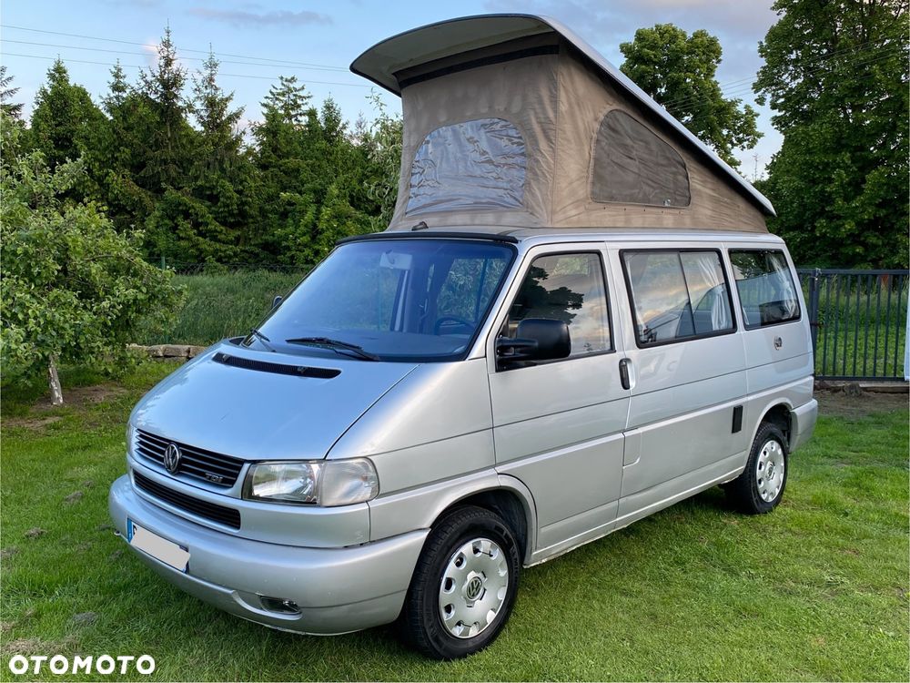 Volkswagen Caravelle - 1
