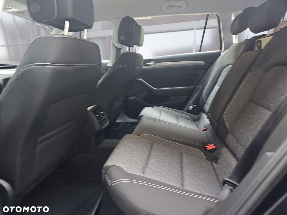 Volkswagen Passat Variant 1.5 TSI EVO Business DSG - 10