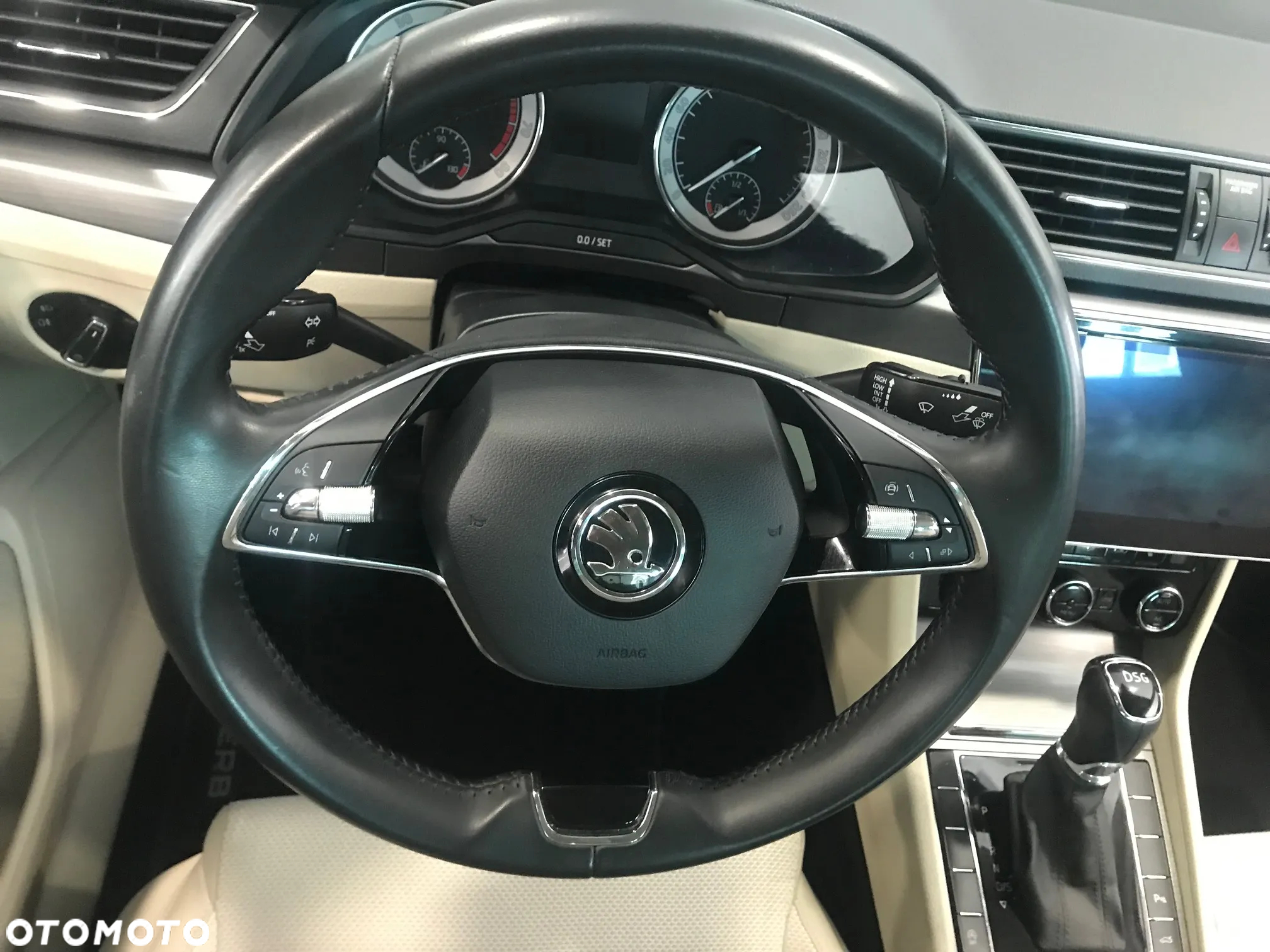 Skoda Superb 1.5 TSI ACT Style DSG - 39