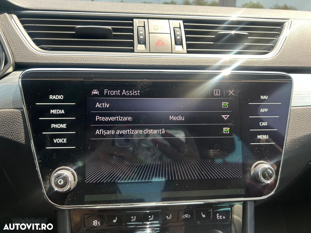 Skoda Superb 1.4 TSI DSG Ambition - 26