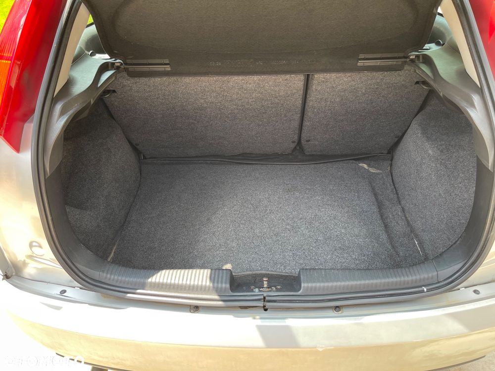 Ford Focus 1.6 Trend - 13