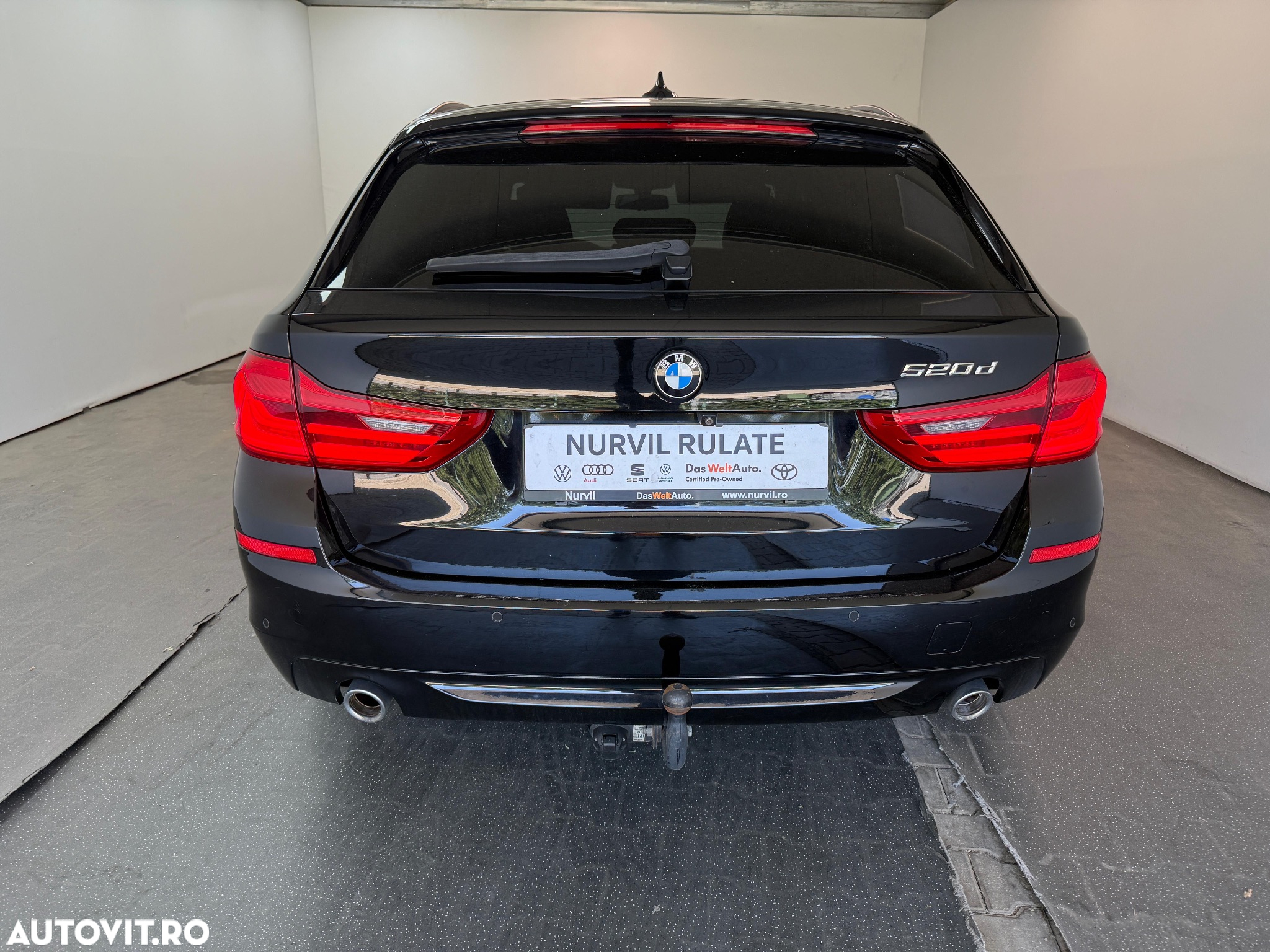 BMW Seria 5 520d Touring Aut. - 19