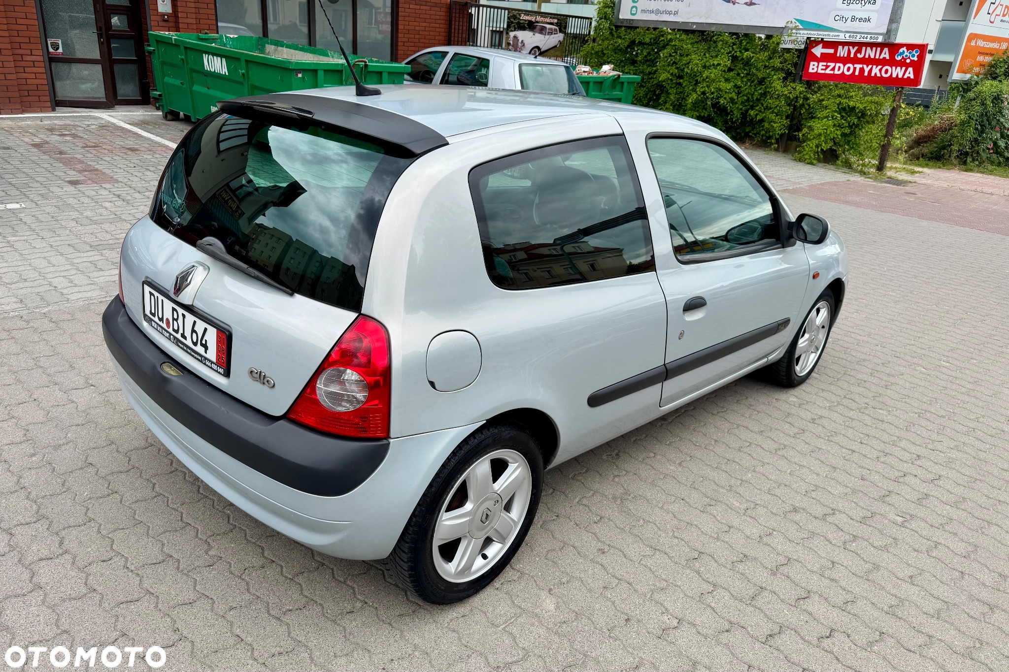 Renault Clio 1.4 16V Privilege - 11