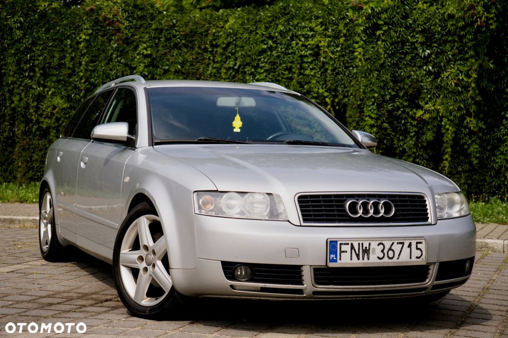 Audi A4 Avant - 1