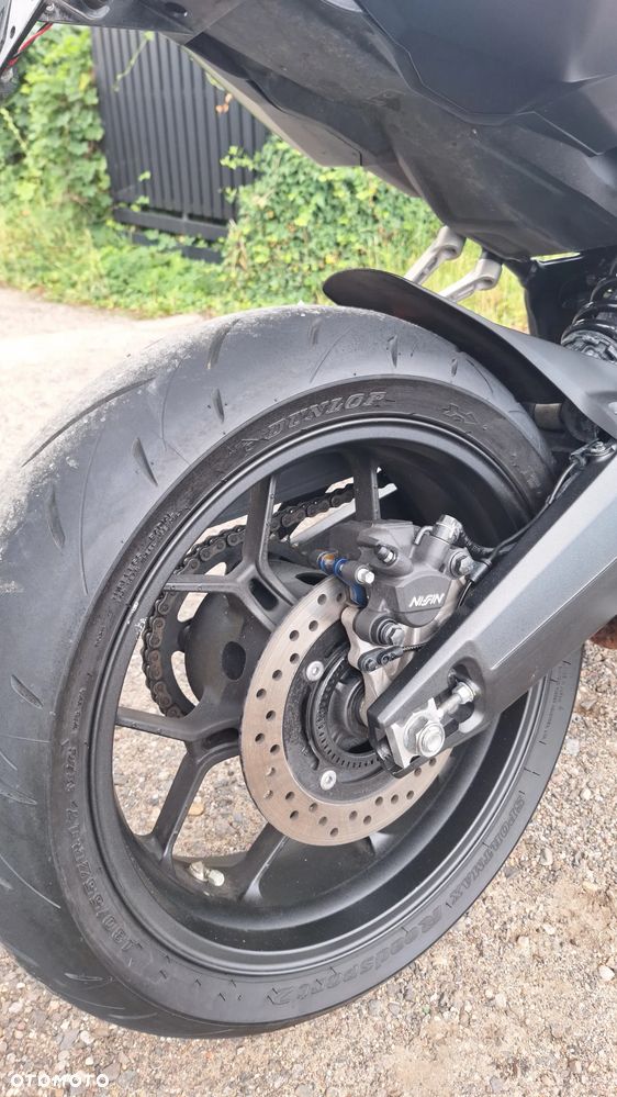 Honda CBR - 6