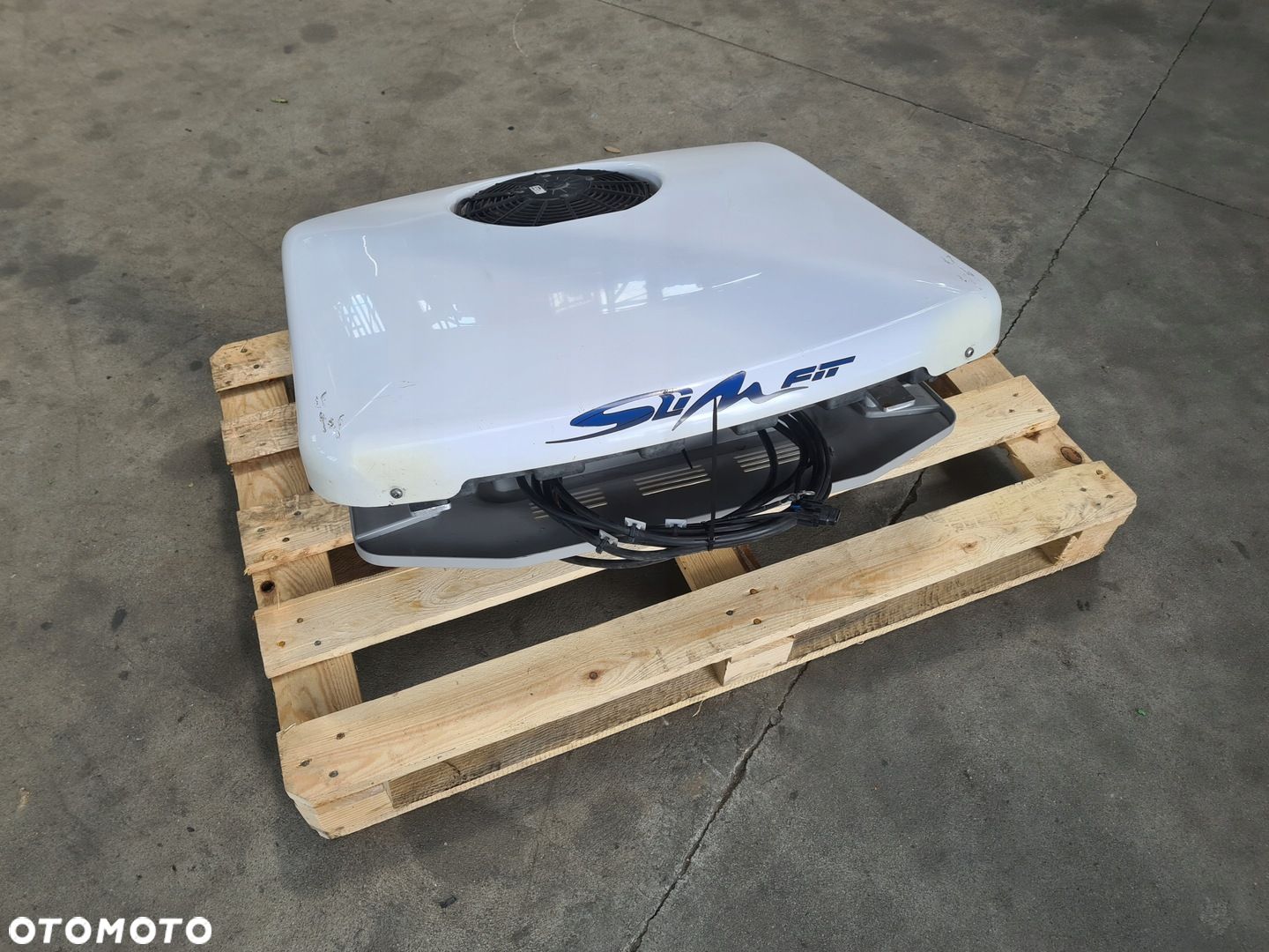 KLIMATYZACJA POSTOJOWA DIRNA BERGSTROM 24V SLIMFIT RENAULT GAMA T - 1