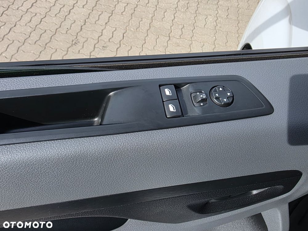 Opel Vivaro Doka Brygadowy 6 osób Bagażnik dachowy - 17