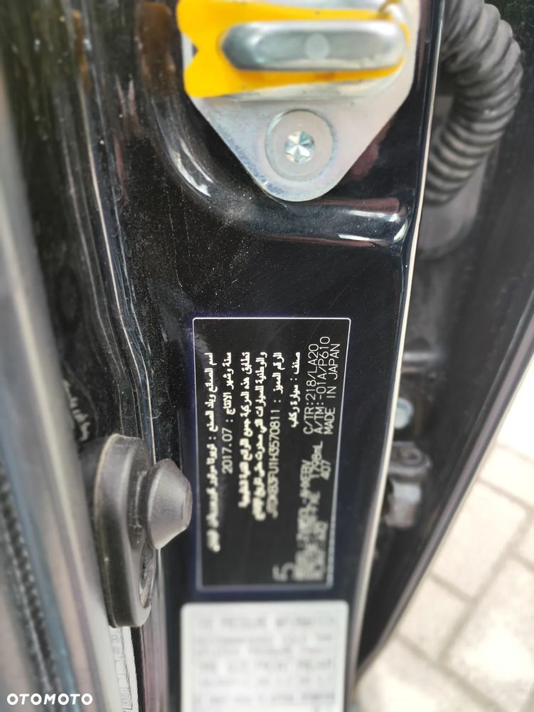 Toyota Prius Hybrid - 20