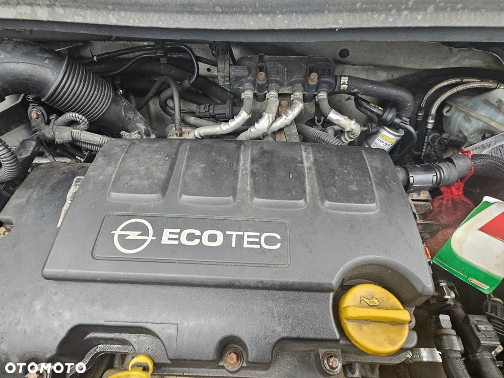 Opel Corsa 1.2 16V Enjoy - 25