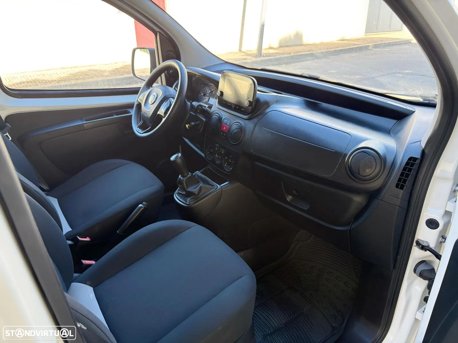 Fiat Fiorino 1.3 M-Jet - 19