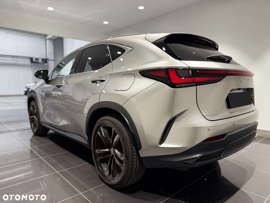 Lexus NX - 3