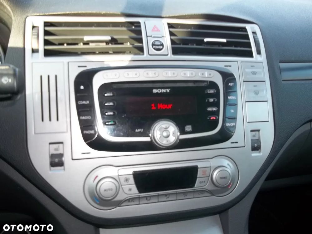 Ford Kuga 2.0 TDCi Titanium FWD - 9