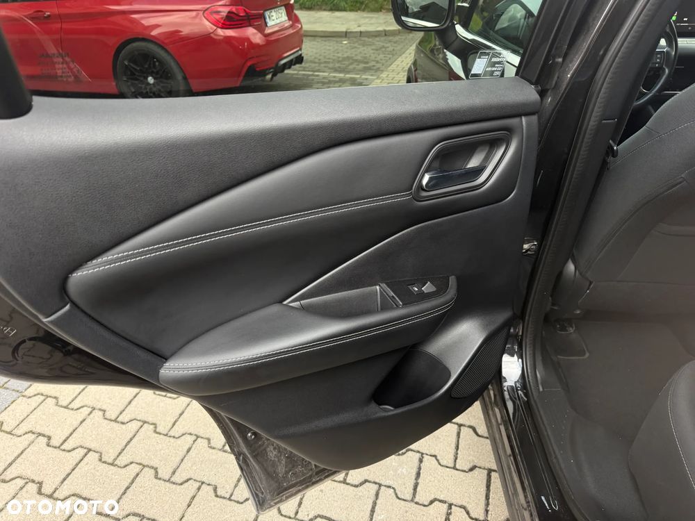 Nissan Qashqai 1.3 DIG-T mHEV N-Connecta Xtronic - 18