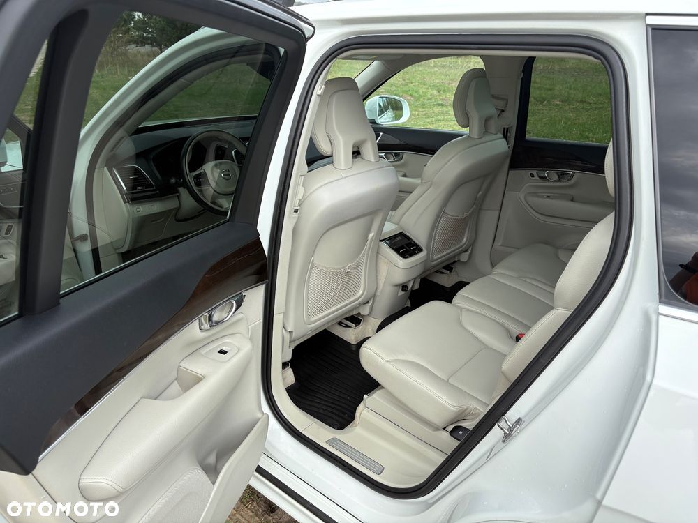 Volvo XC 90 T6 AWD Geartronic Momentum - 9
