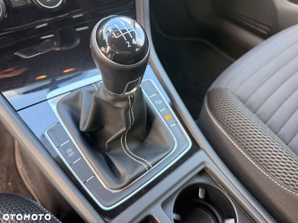 Volkswagen Golf 1.4 TSI BlueMotion Technology Cup - 21