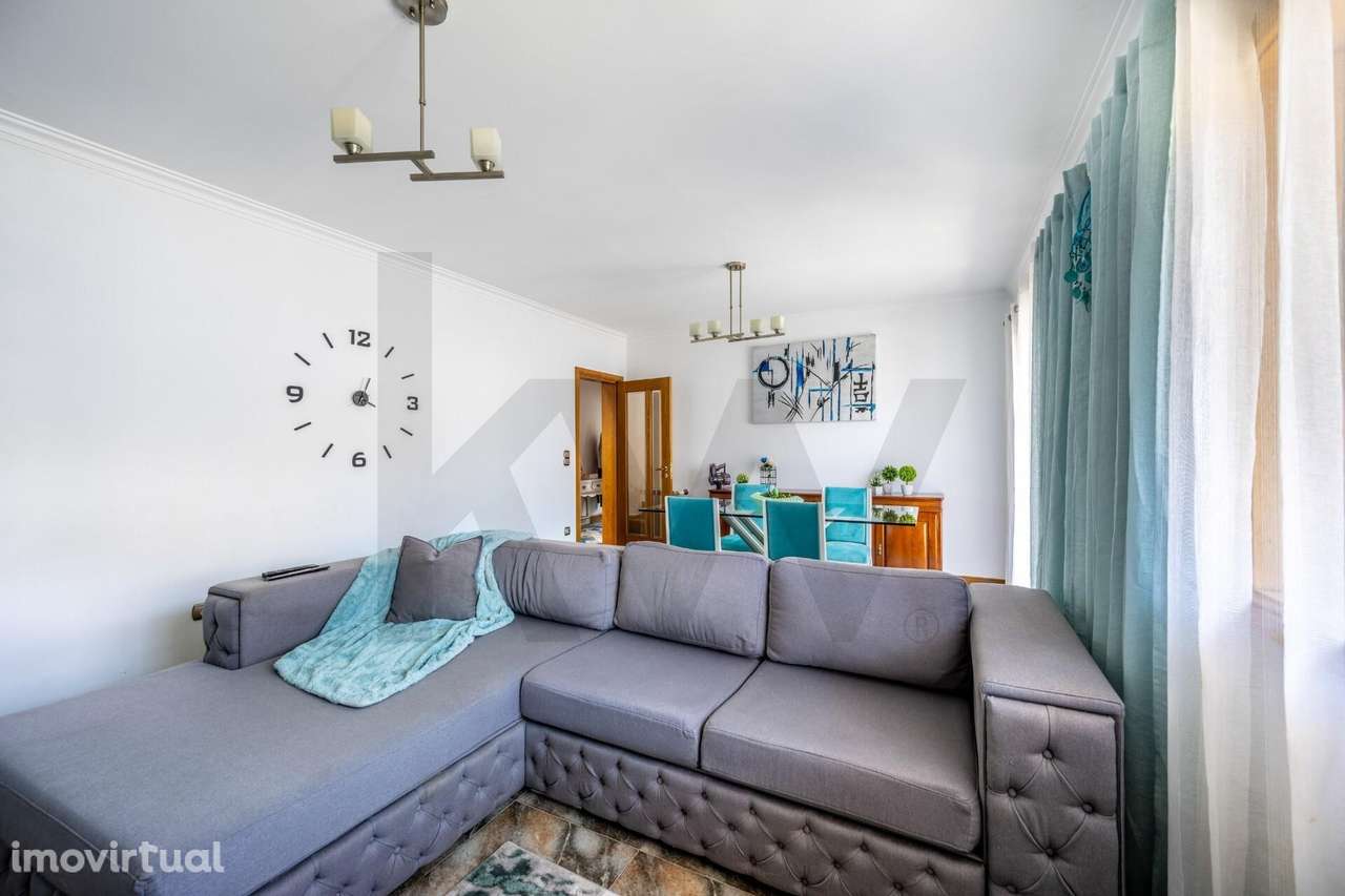 Moradia T3 + Andar Moradia T3 + T1+1 independente em Canelas - Grande imagem: 5/47