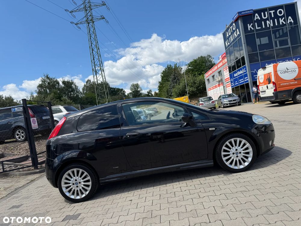 Fiat Punto 1.4 16V Dynamic - 5