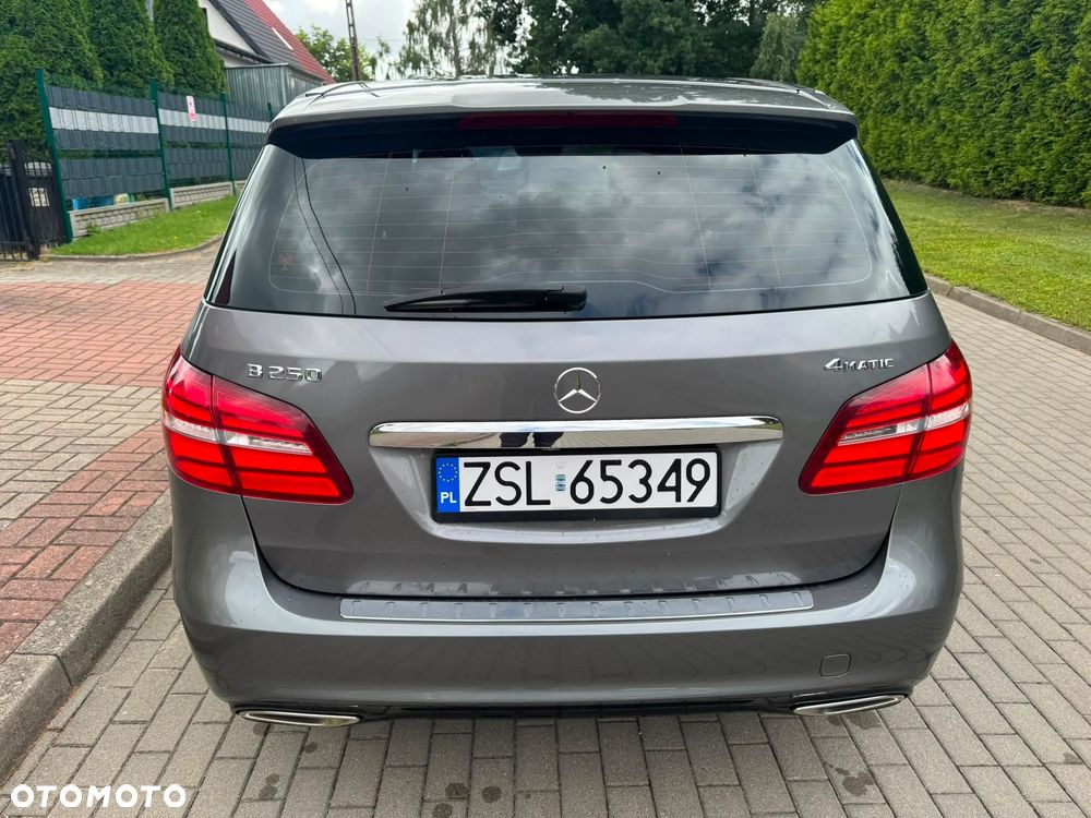 Mercedes-Benz Klasa B 250 4Matic 7G-DCT AMG Line - 8