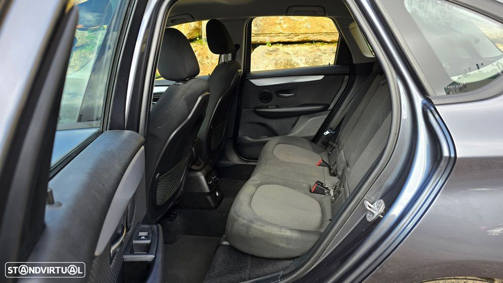 BMW 216 Active Tourer d Advantage - 43
