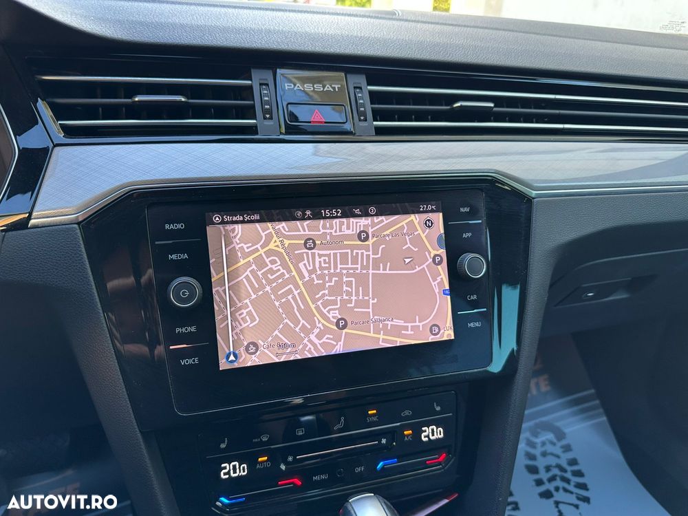 Volkswagen Passat 2.0 TDI DSG Highline - 33