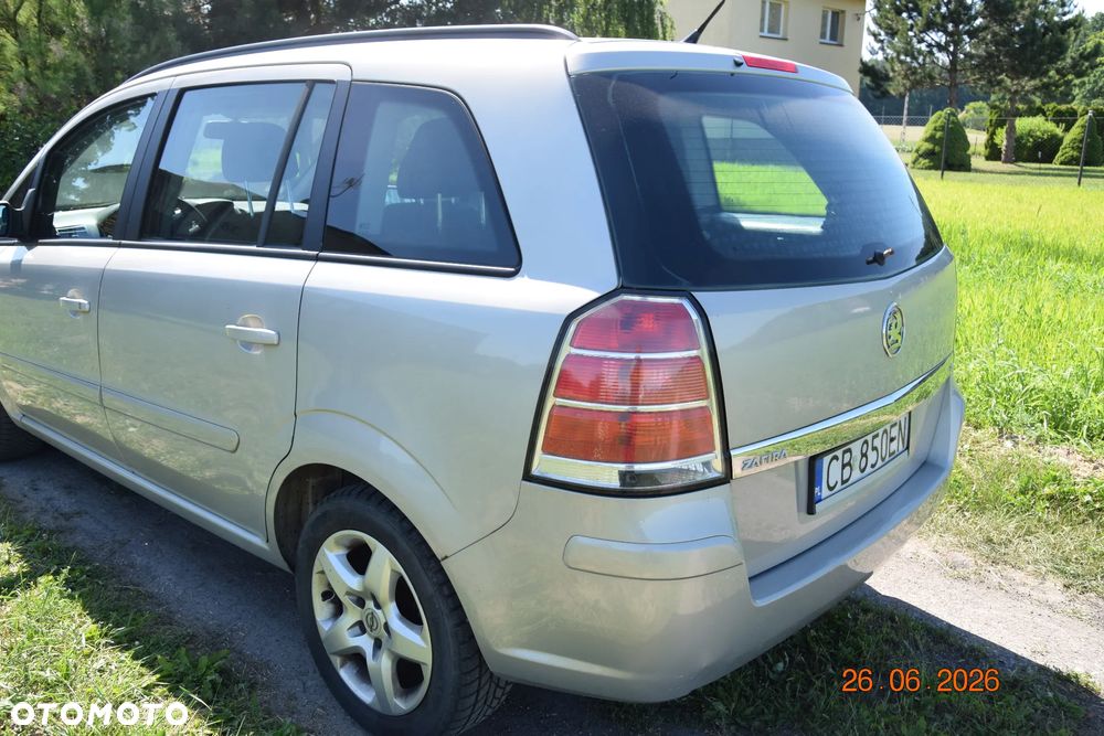 Opel Zafira 1.9 CDTI - 4
