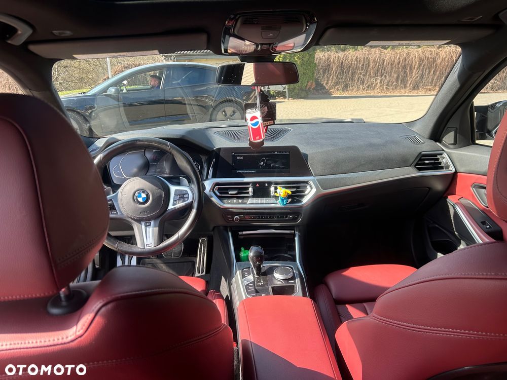 BMW Seria 3 330e M Sport sport - 15