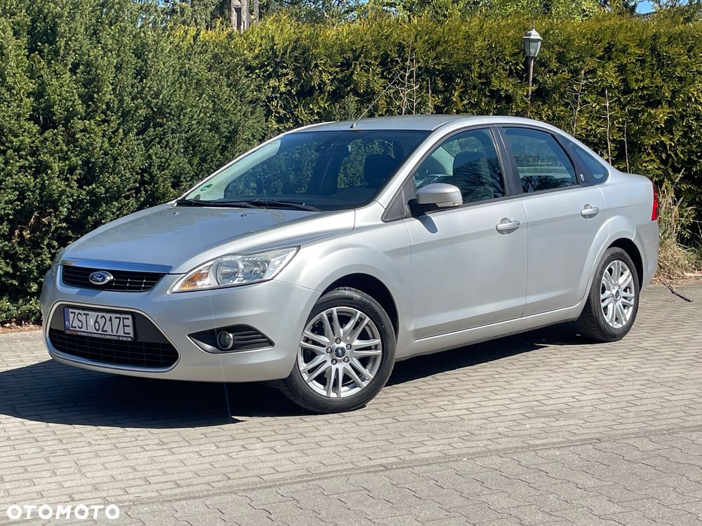 Ford Focus 1.6 Ghia - 1