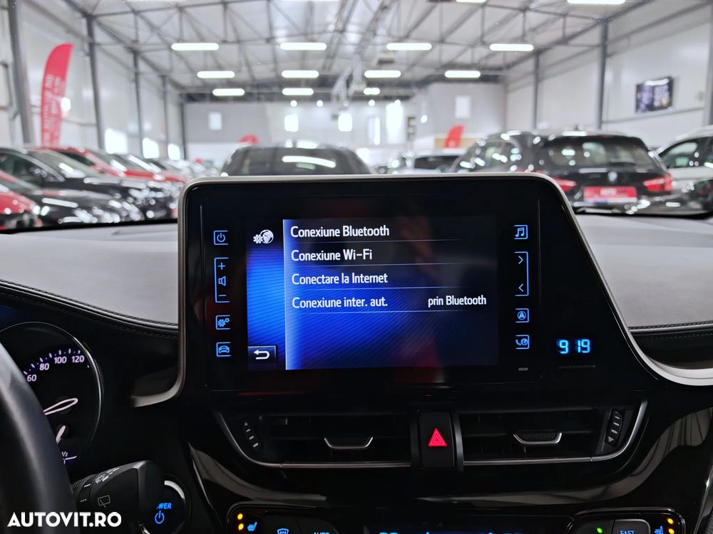 Toyota C-HR Lounge - 14