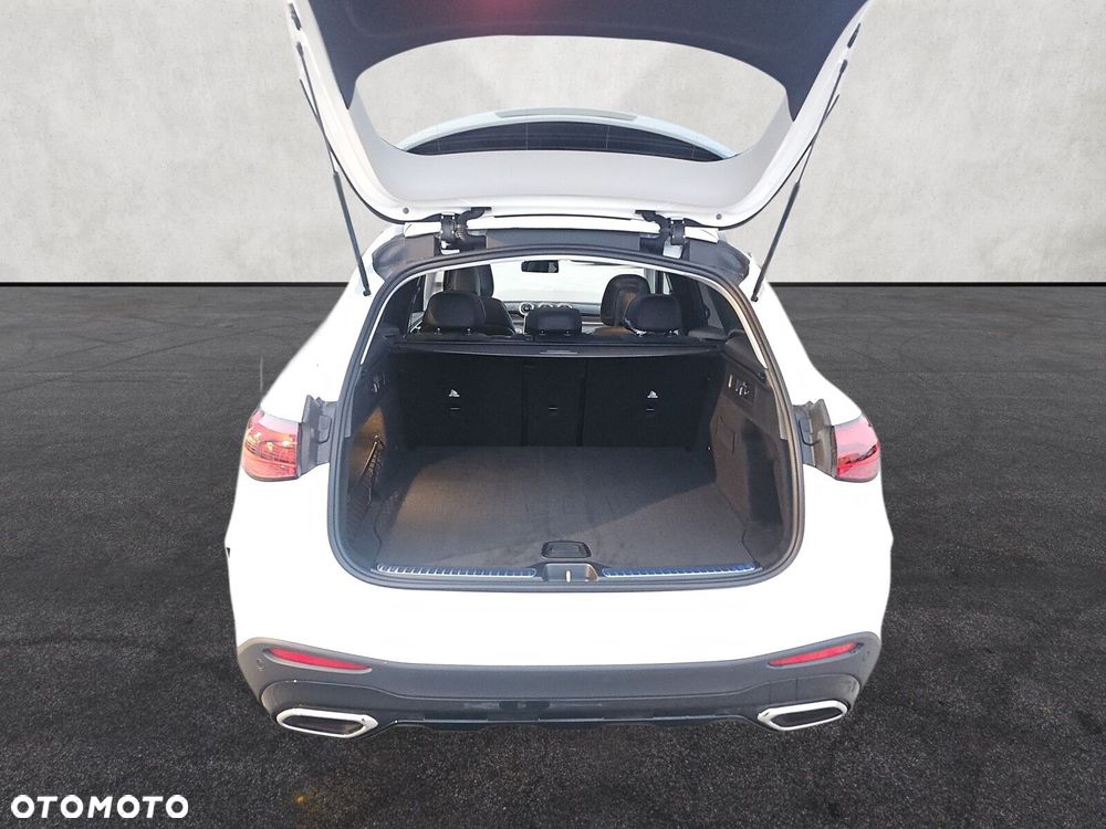 Mercedes-Benz GLC - 17