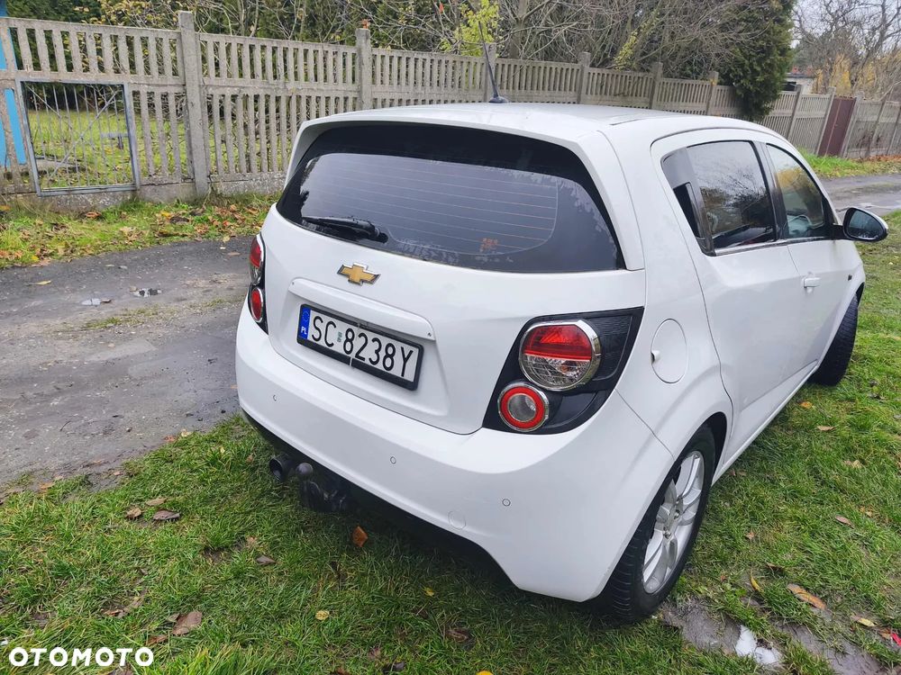 Chevrolet Aveo 1.6 LTZ - 5
