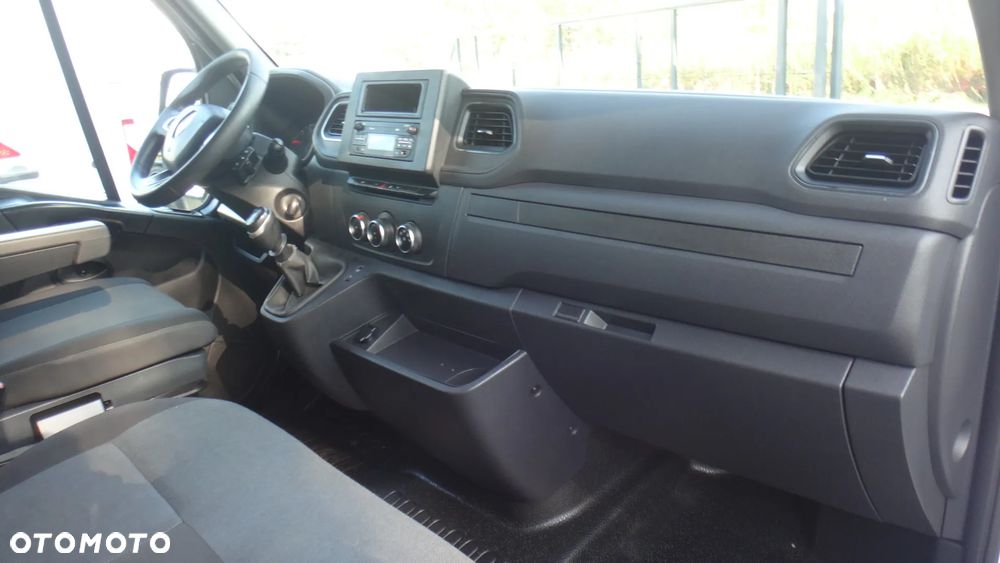 Renault Master - 11