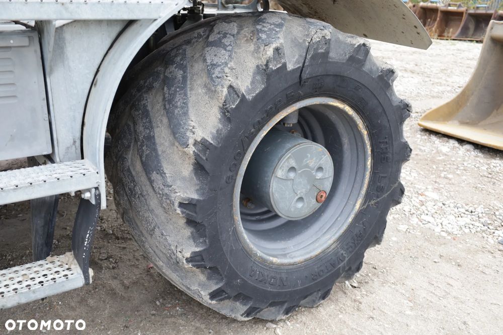 Koła R22.5 Nokian 600/50- 22.5 do koparki opony balony 20 płótna - 29