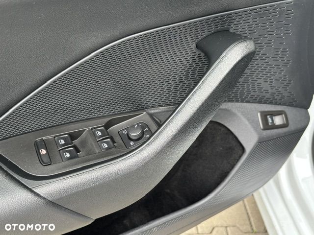 Skoda Octavia 2.0 TDI Style DSG - 20
