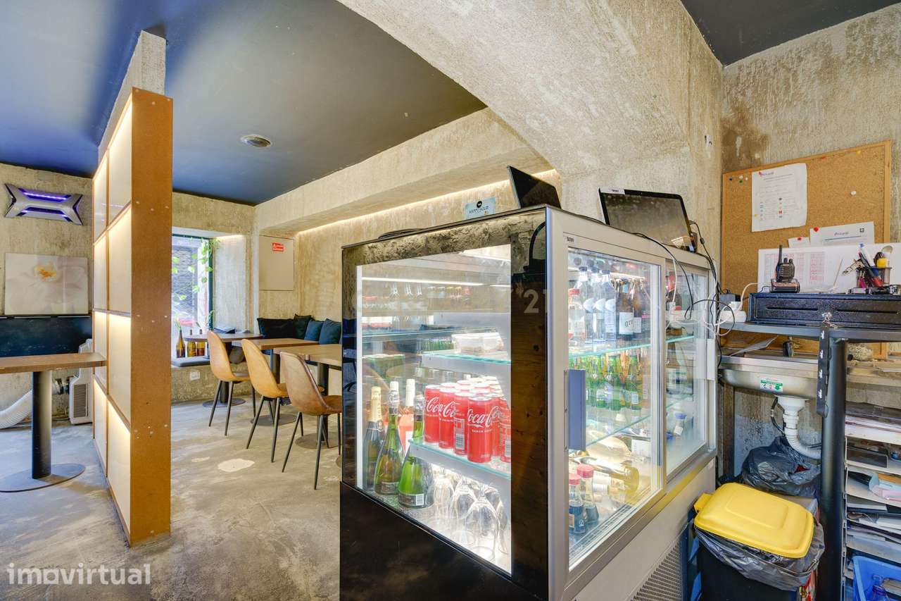 Restaurante de sushi em pleno funcionamento - Grande imagem: 5/10