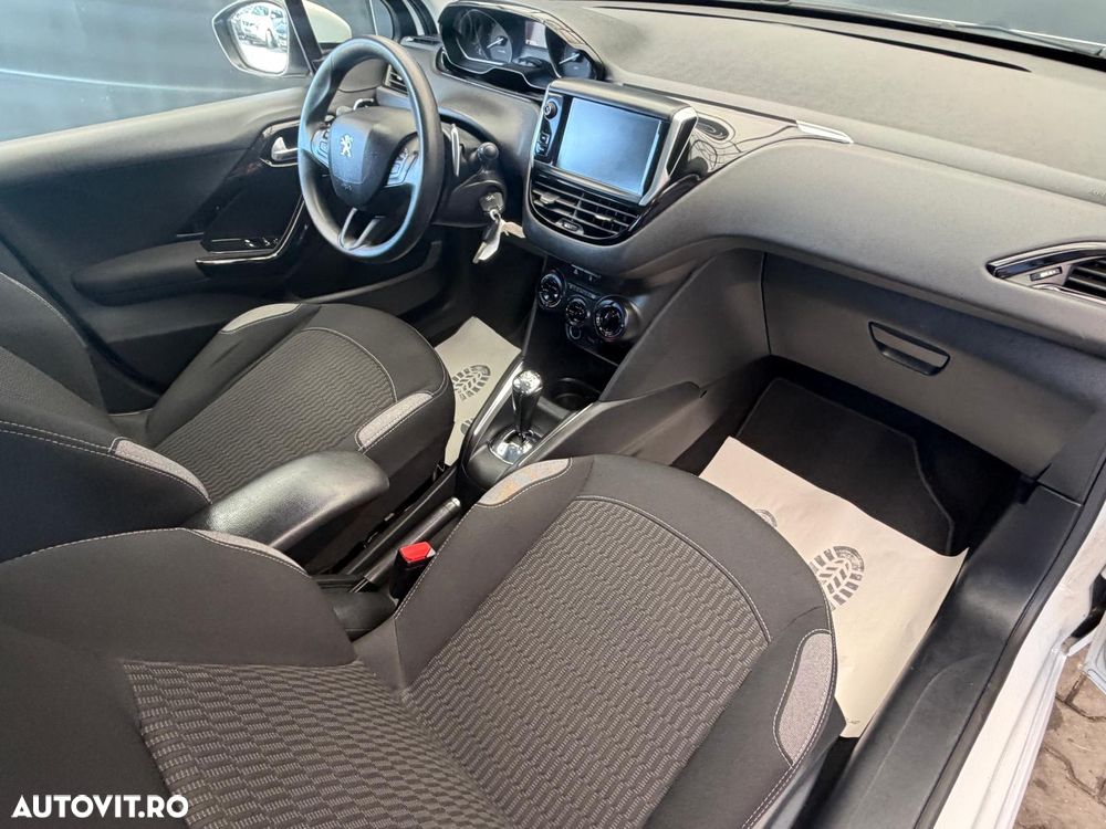 Peugeot 208 PureTech 82 ETG5 Stop & Start Active - 5