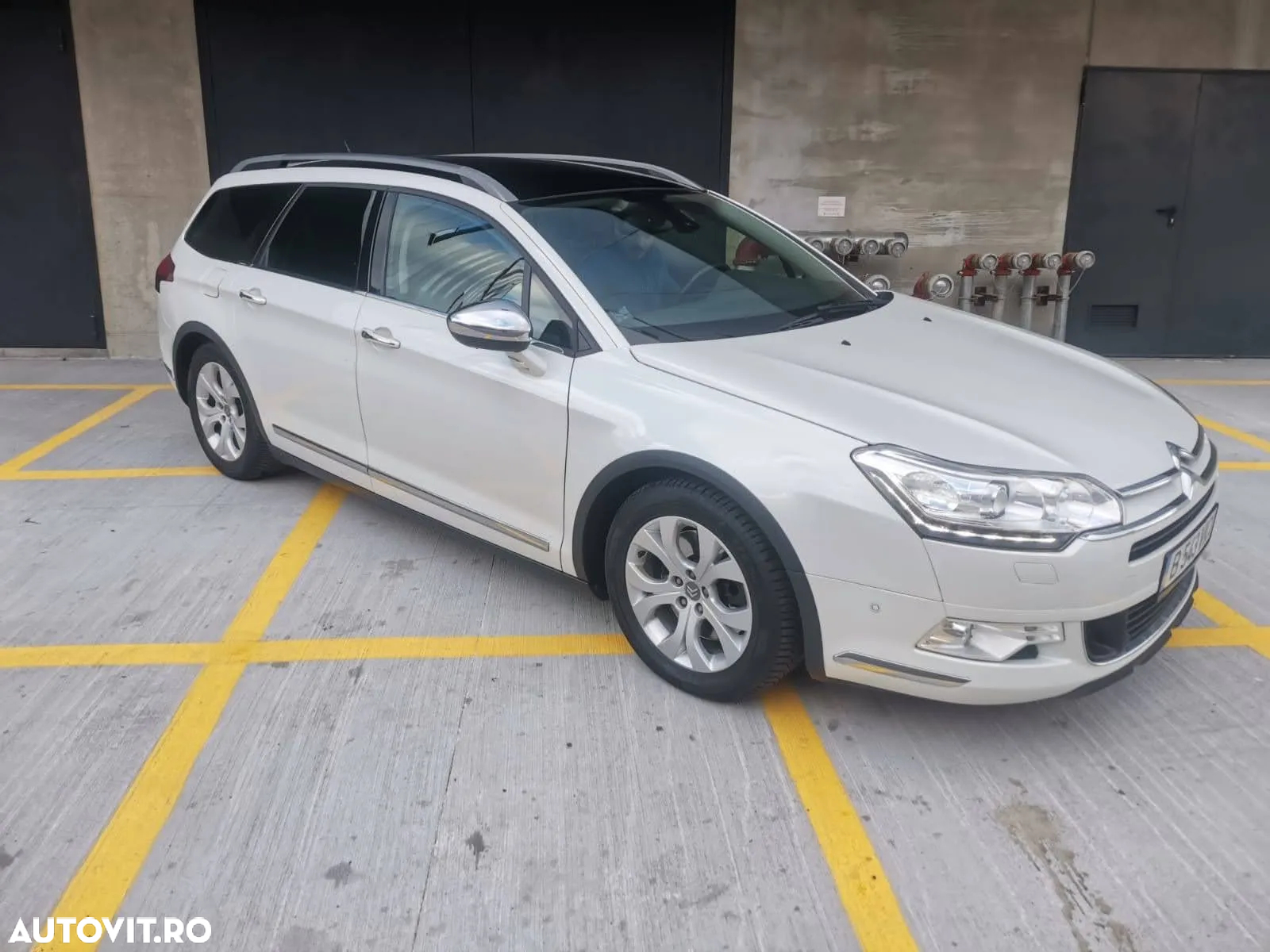 Citroën C5 Tourer 2.0 BlueHDi EAT6 H3+ Seduction - 13