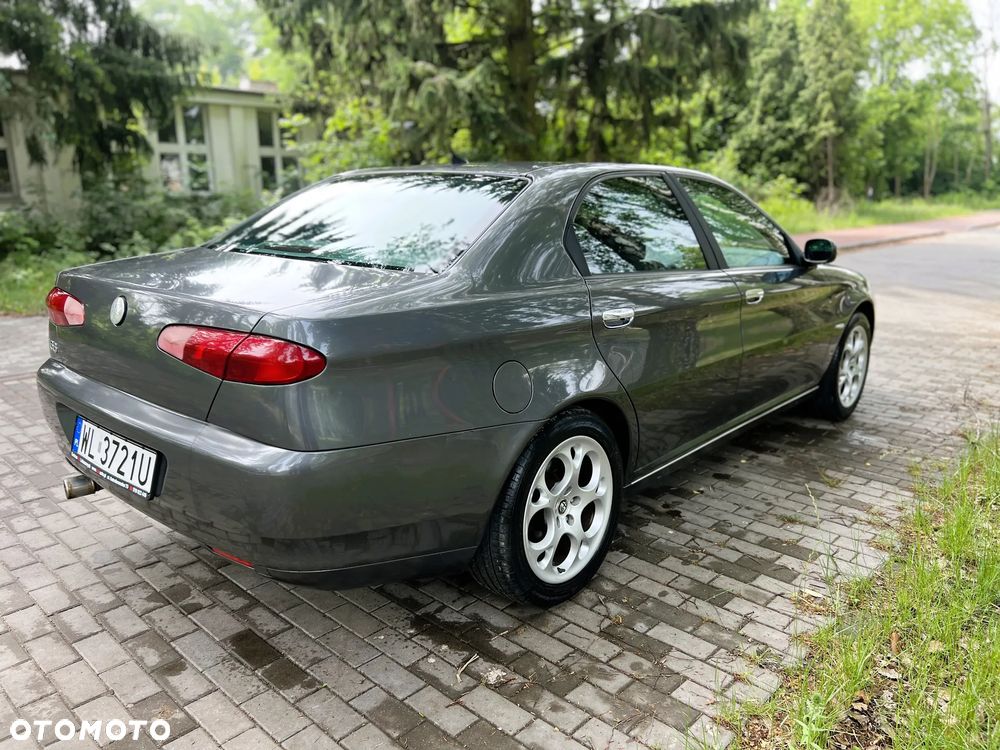Alfa Romeo 166 - 4