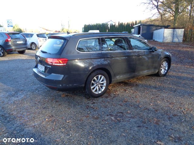 Volkswagen Passat 2.0 TDI SCR Comfortline DSG - 6