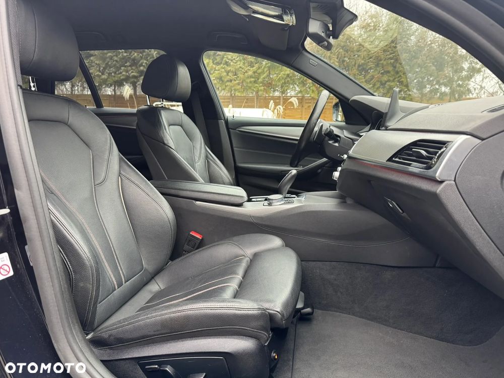 BMW Seria 5 520d M Sport Edition - 23