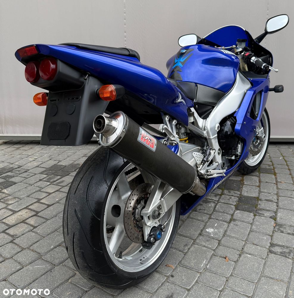 Yamaha YZF - 9