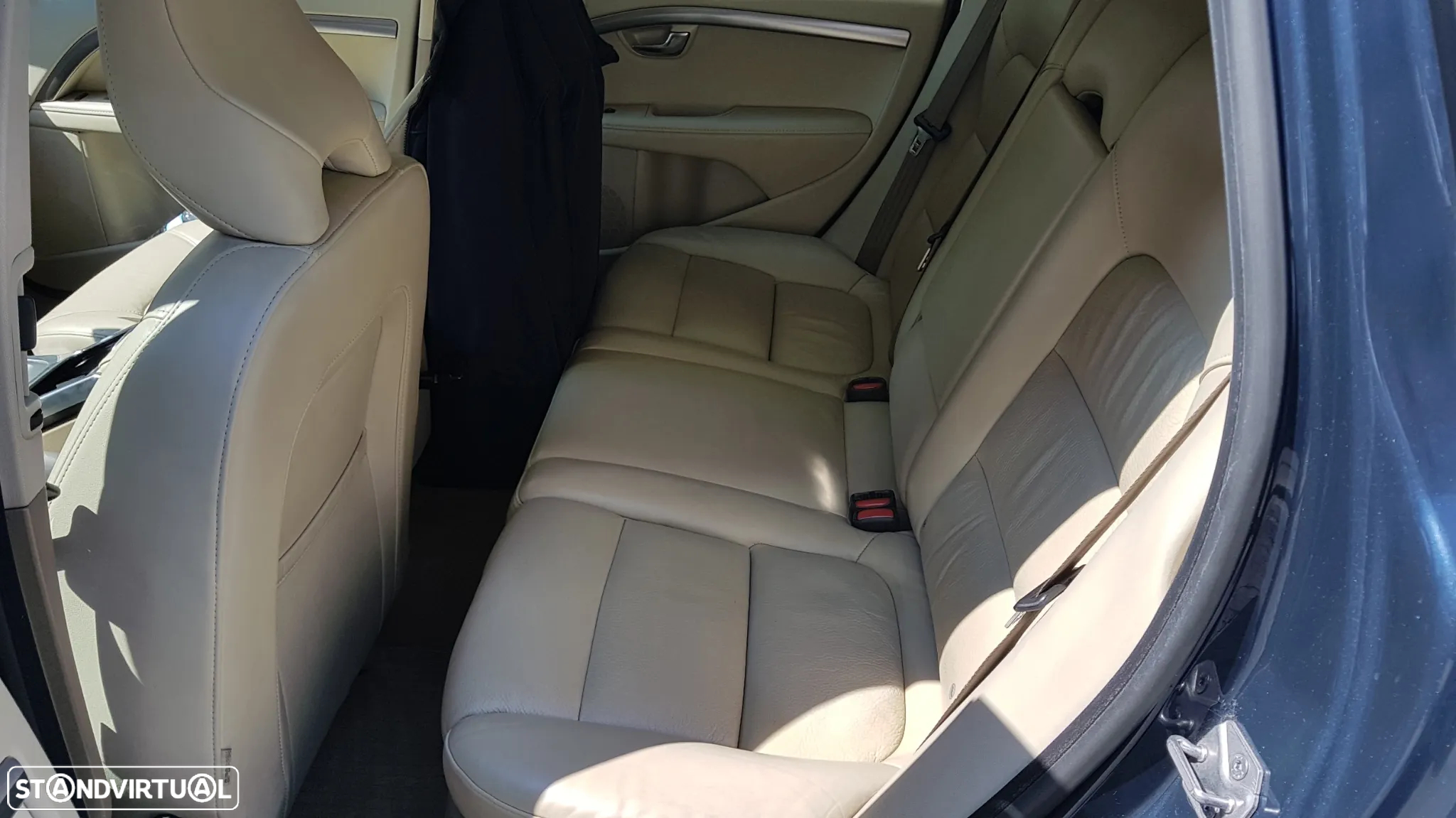 Volvo V70 1.6 D2 Drive Momentum Powershift Start/Stop - 6