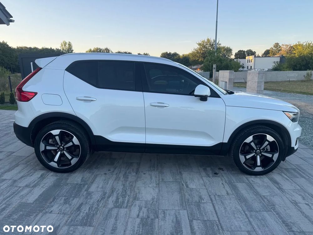 Volvo XC 40 - 4