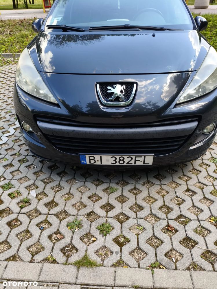 Peugeot 207 - 11