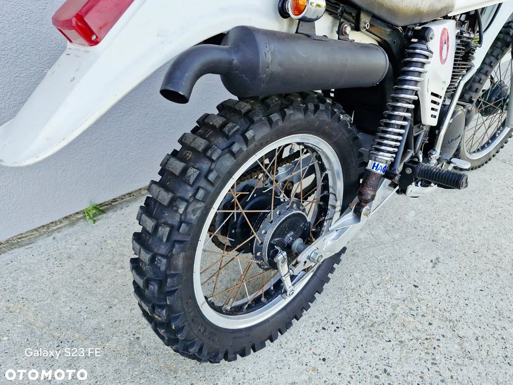 Kawasaki KLR - 11